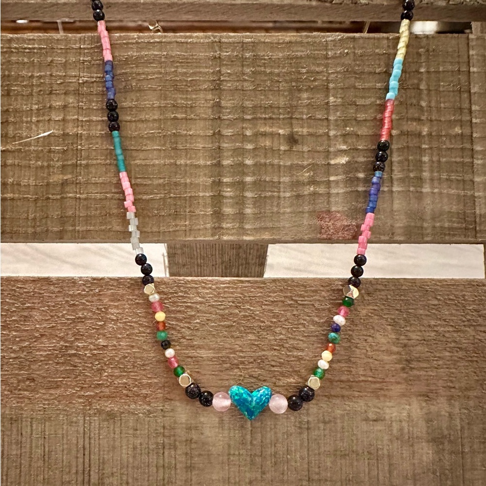 EUC Kendra Scott Nova Heart Strand Necklace